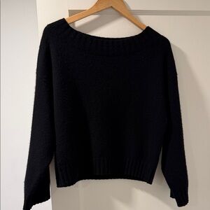 Vince Women's Black Crew Neck Sweater